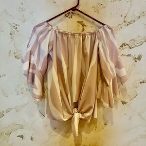 🌸 Dusty Rose Off-Shoulder Blouse – Size M 🌸 Bell Sleeves & Sexy 🔥